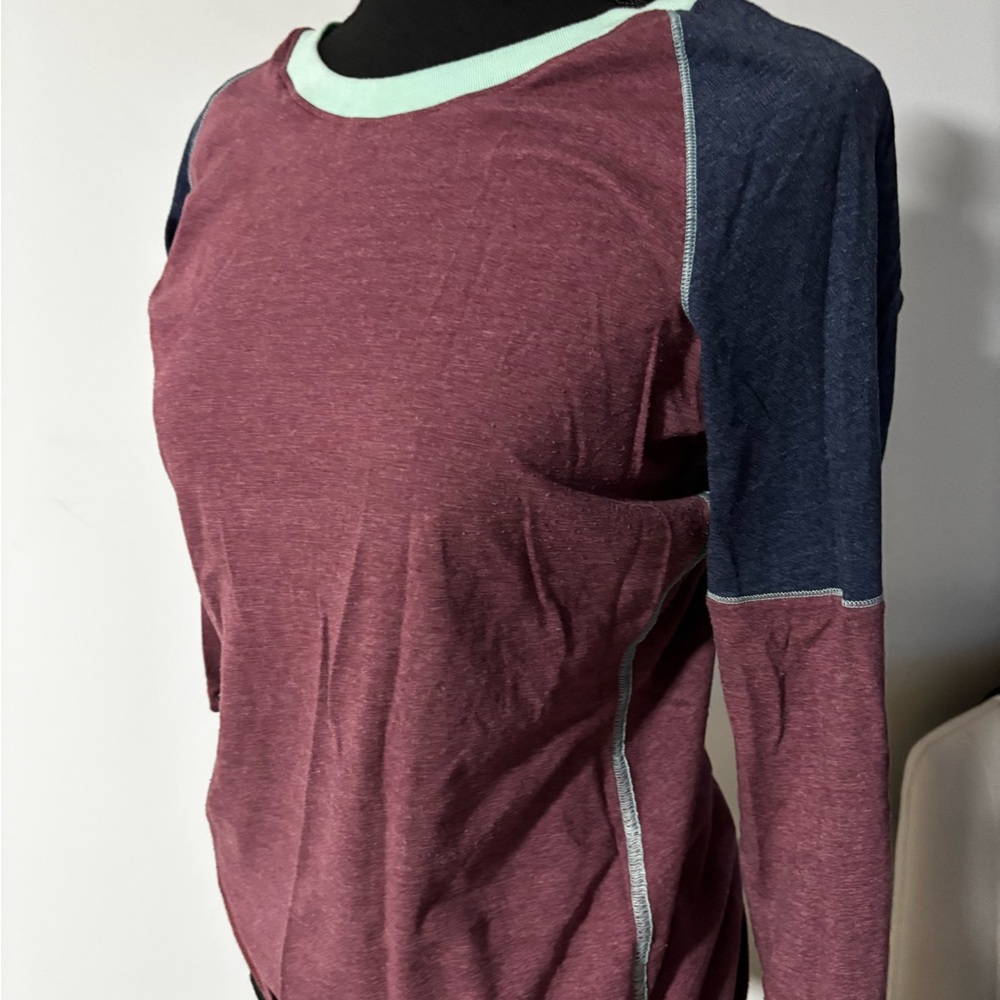 Colorblock Long Sleeve Top